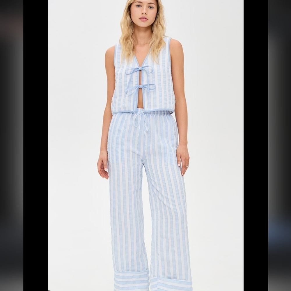 Line & Dot | Kamari Light Blue and White Striped Matching Set
